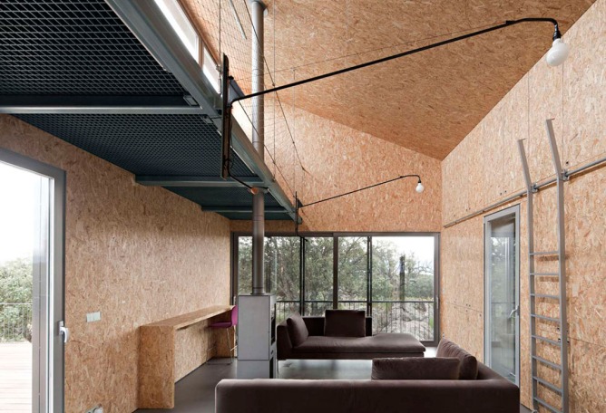Casa Garoza 10.1. by Herreros Arquitectos. Photograph © Javier Callejas