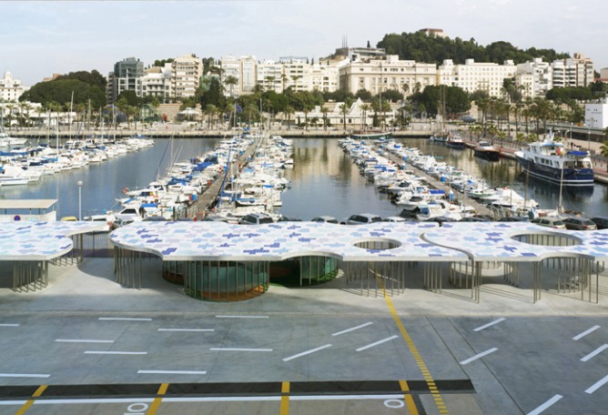 Vista de pajaro. Urbanización del Muelle de la Terminal de Cruceros. Puerto de Cartagena. Por Martín Lejarraga. Fotografía © David Frutos.