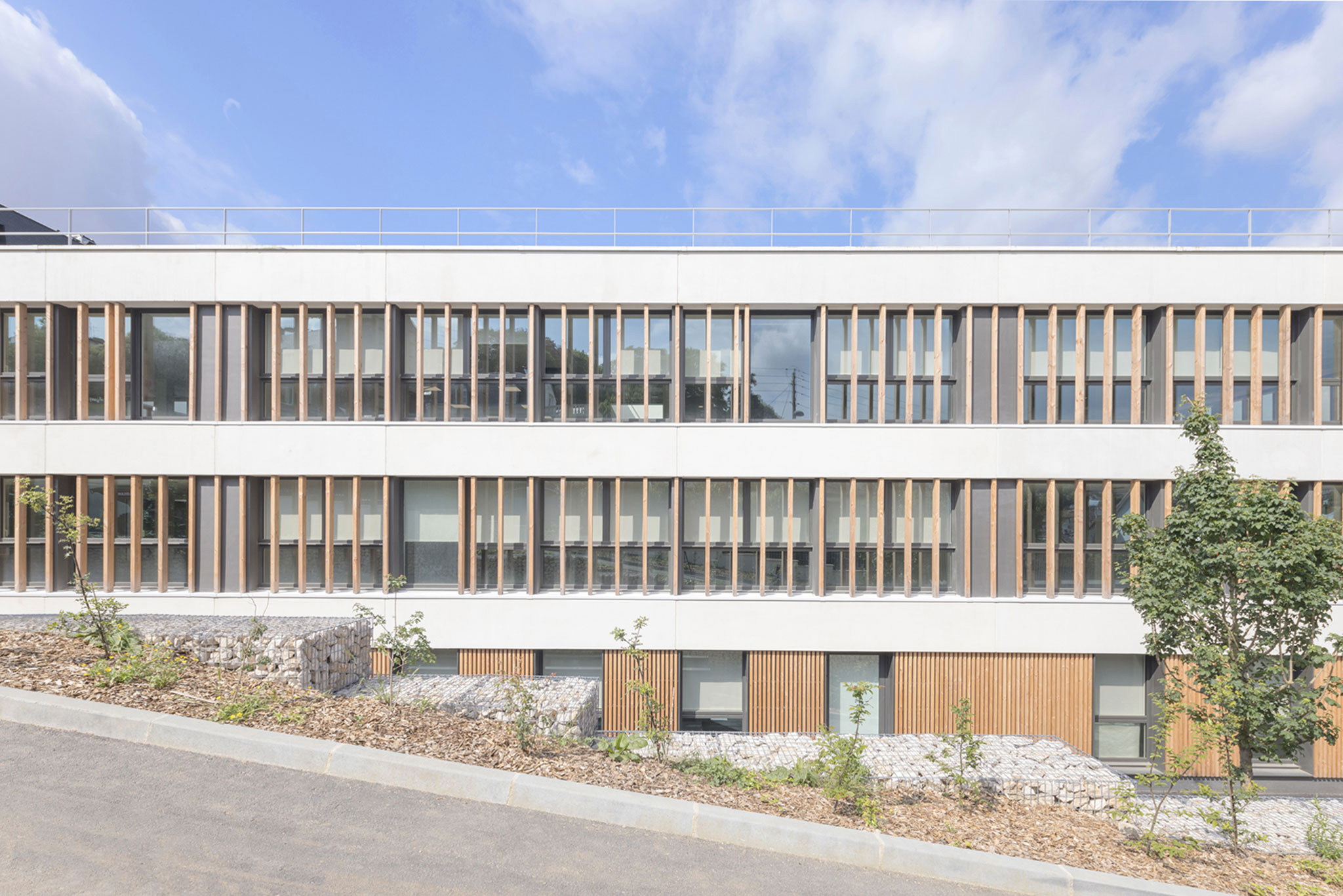 Forge a new identity. Former École Normale d’Institutrices by CBA ...