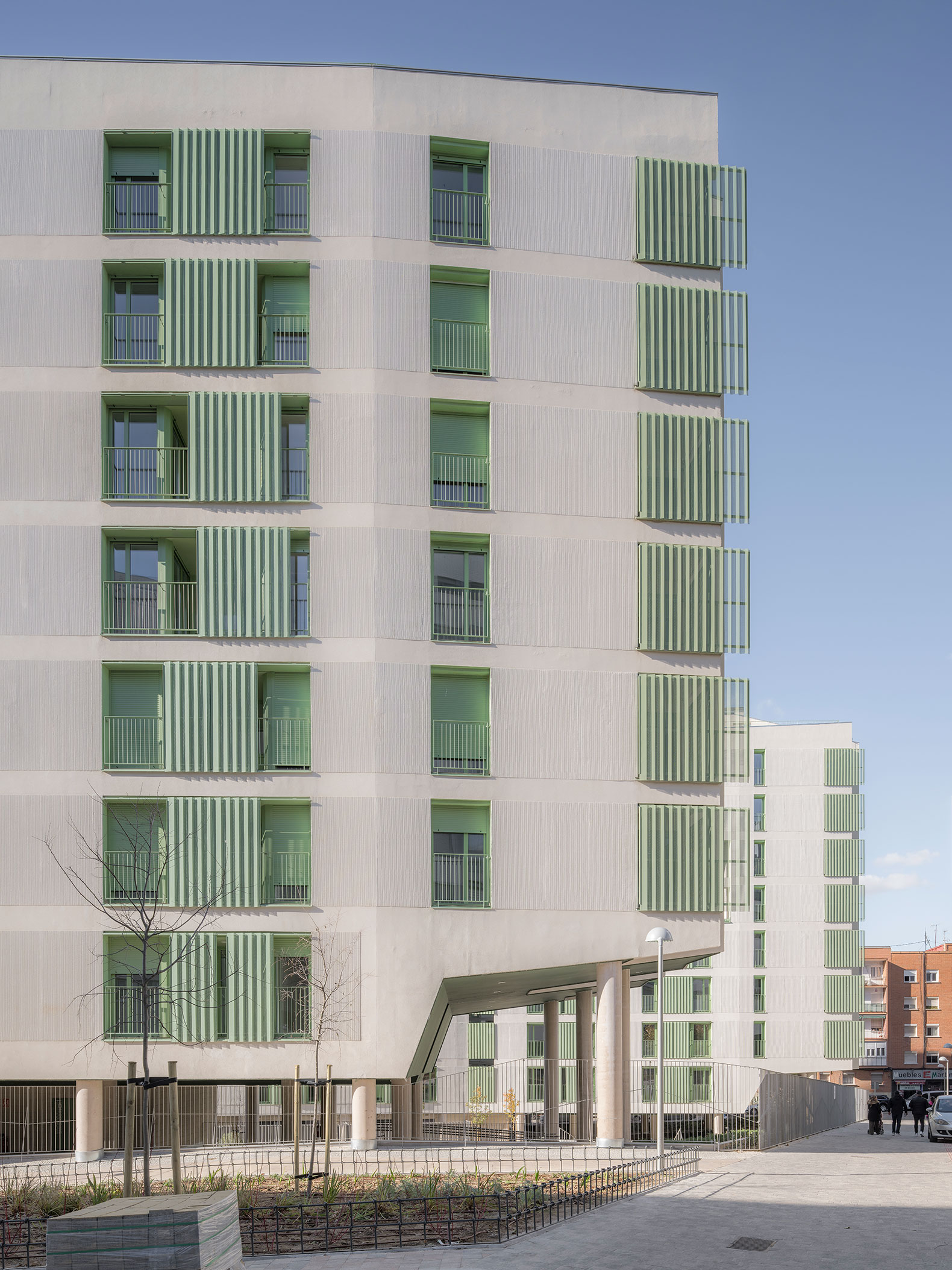 205 Social Housing units. NSA 14 by Ricardo Sánchez González