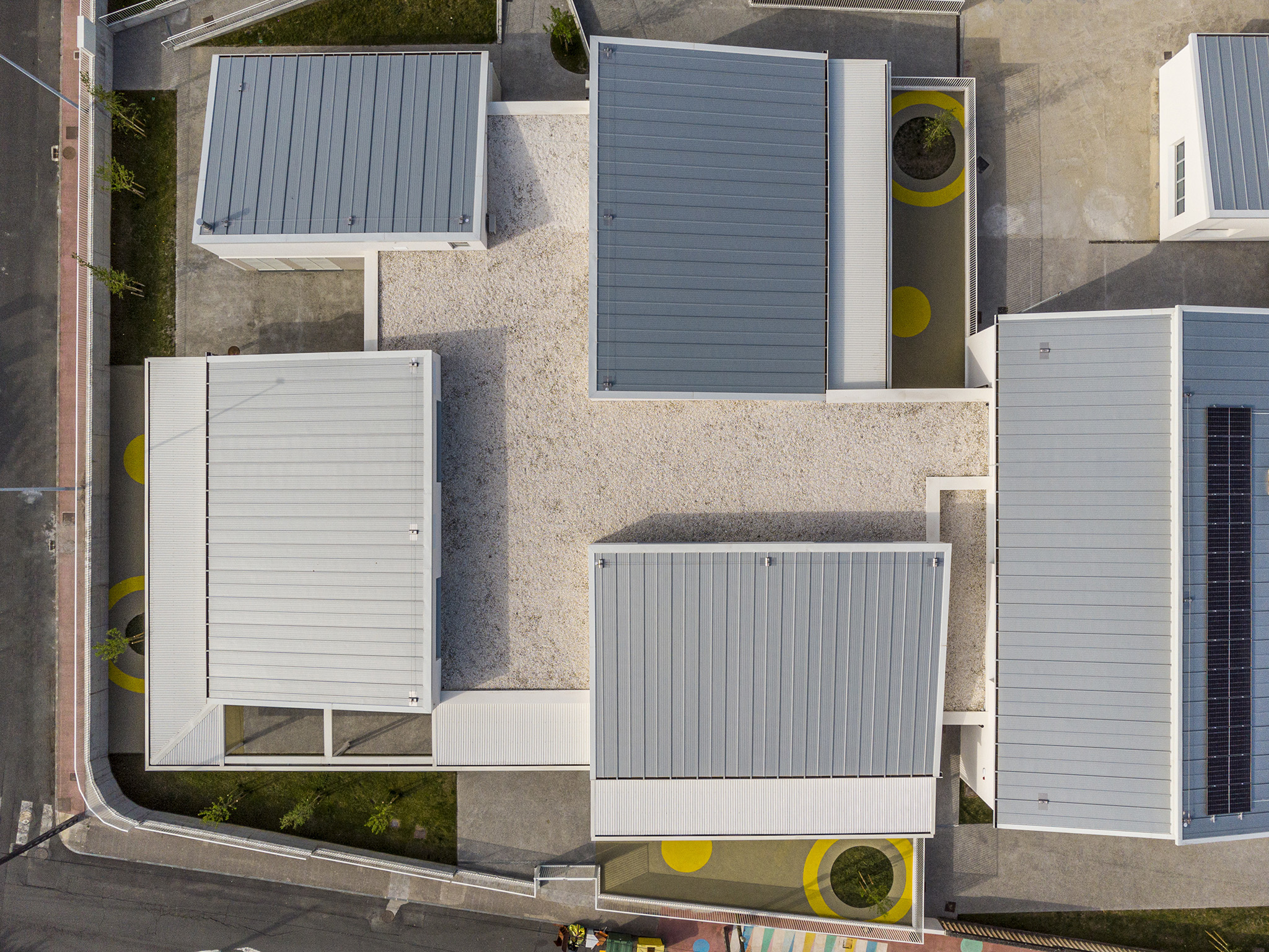 CPI As Mirandas nursery school by 16uno arquitectos. Photograph by Héctor Santos-Díez.
