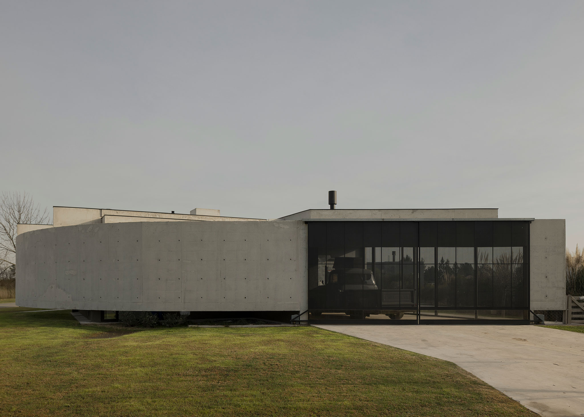 Alba II por ADEMÁS Arquitectura. Fotografía por Federico Cairoli.