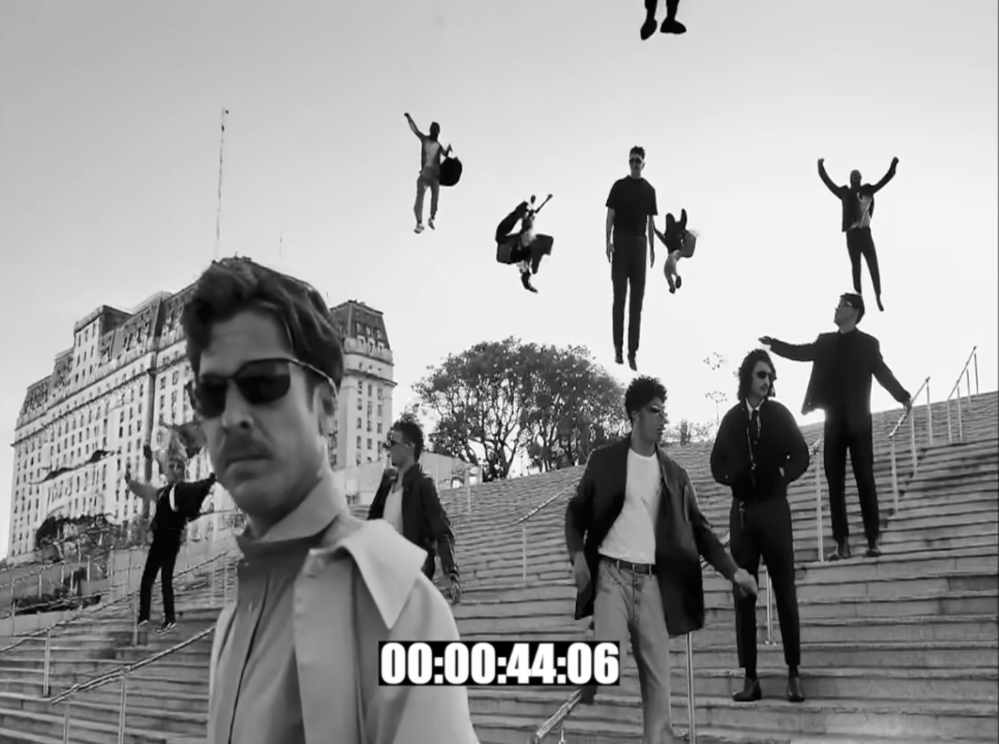 "Revelación II" by Bandalos Chinos.