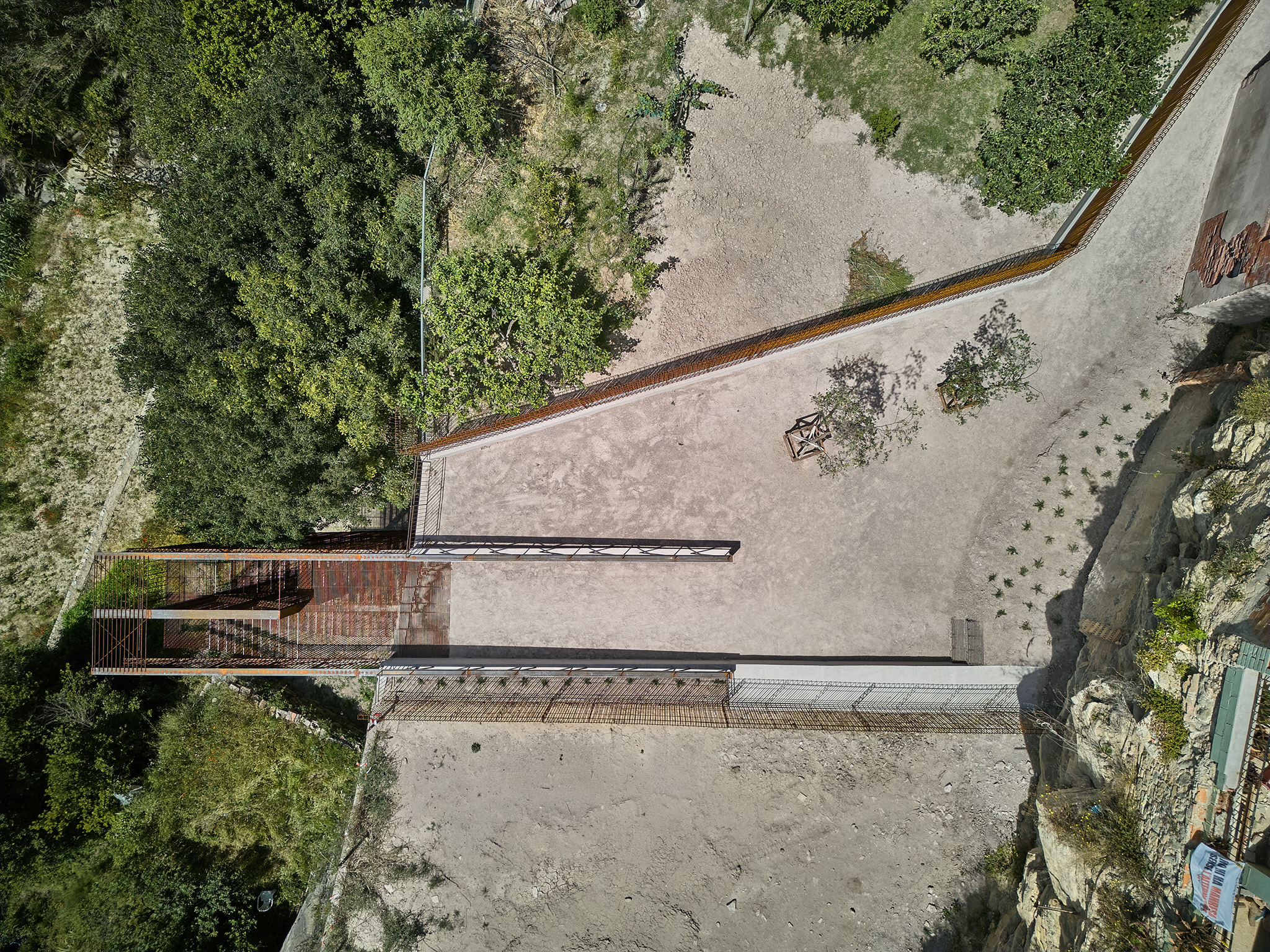 Landscape staircase in la Vall del Paradís by Comas-Pont arquitectes. Photograph by Adrià Goula.