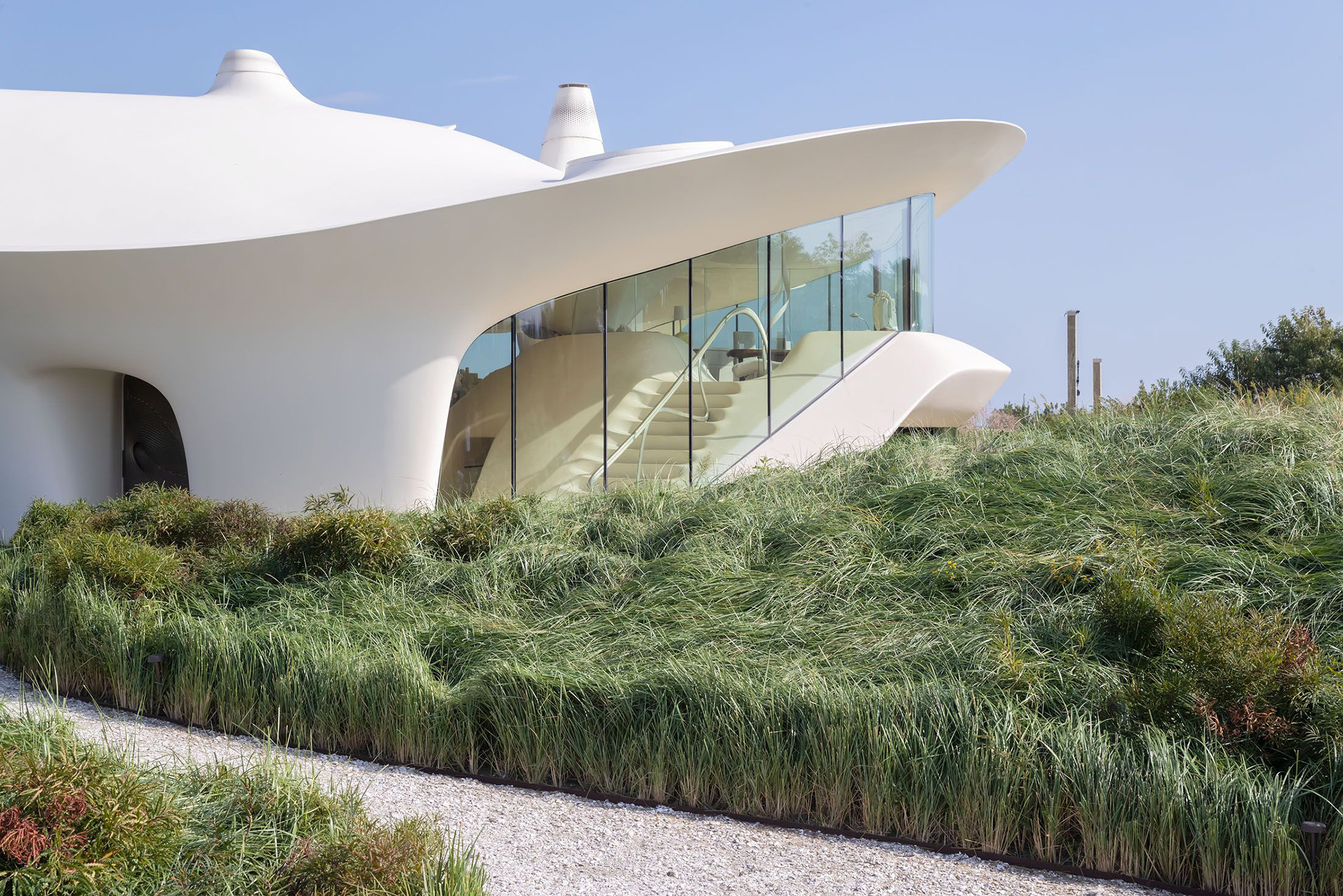 Blue Dream House by Diller Scofidio + Renfro. Photograph by Iwan Baan.