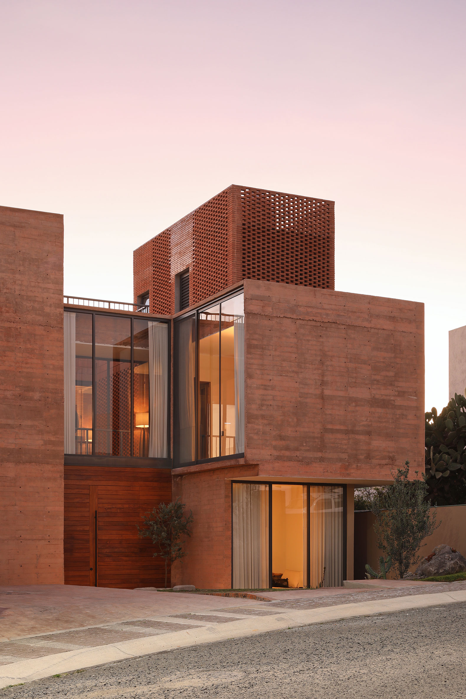 "Casa Juriquilla" by Estudio Mero. Photograph by Dane Alonso.