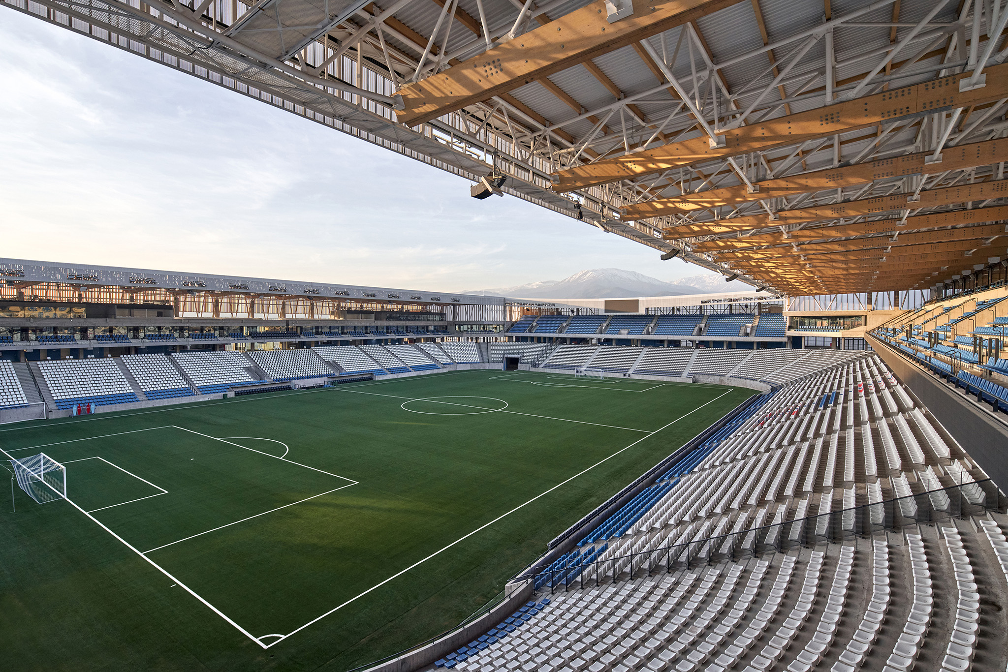 Proyecto de Modernización del Estadio de Universidad Católica por IDOM. Fotografía por Cristóbal Palma.