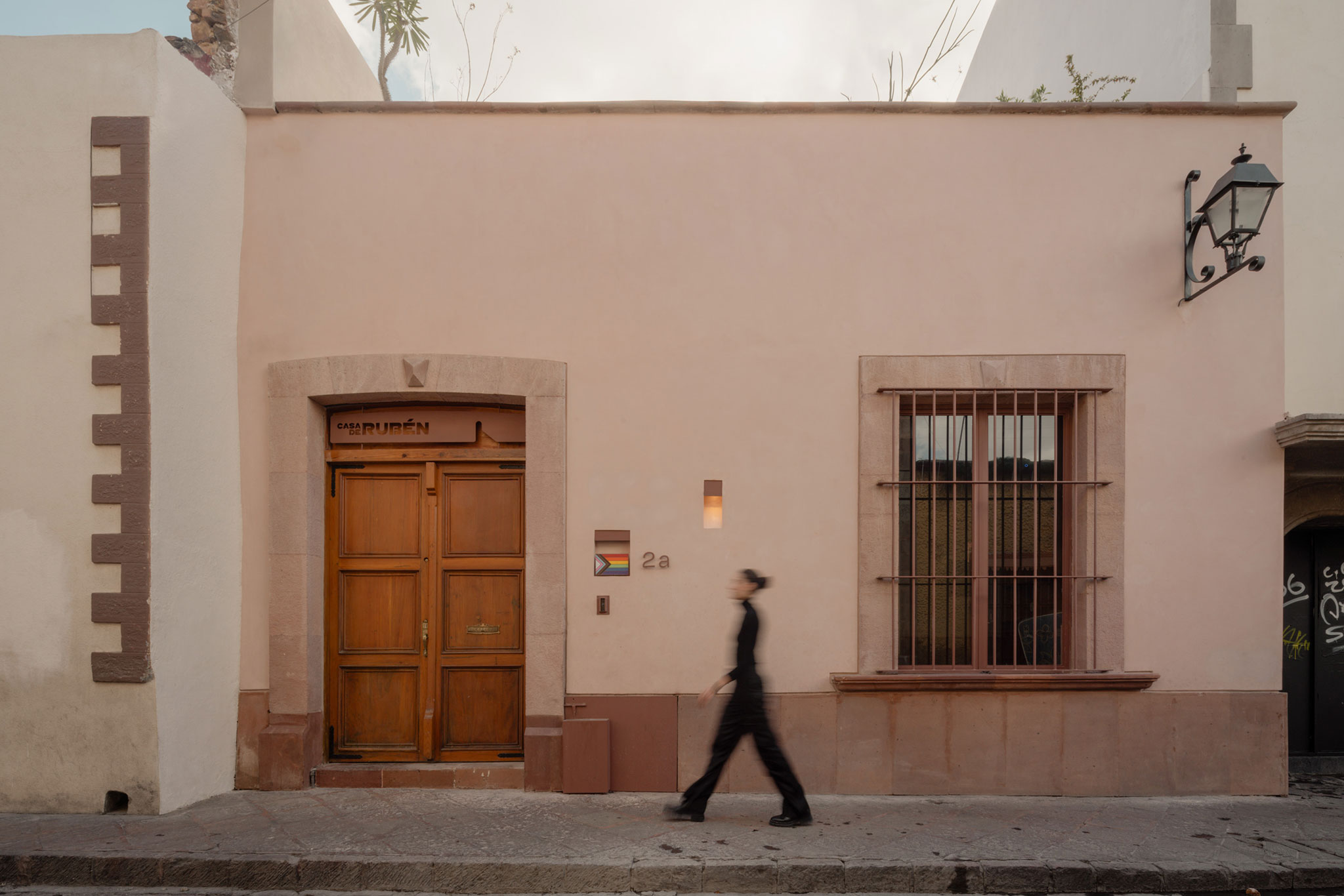 LGBTQ Community Center + “Casa de Rubén” by Intersticial Arquitectura. Photograph by Ariadna Polo.