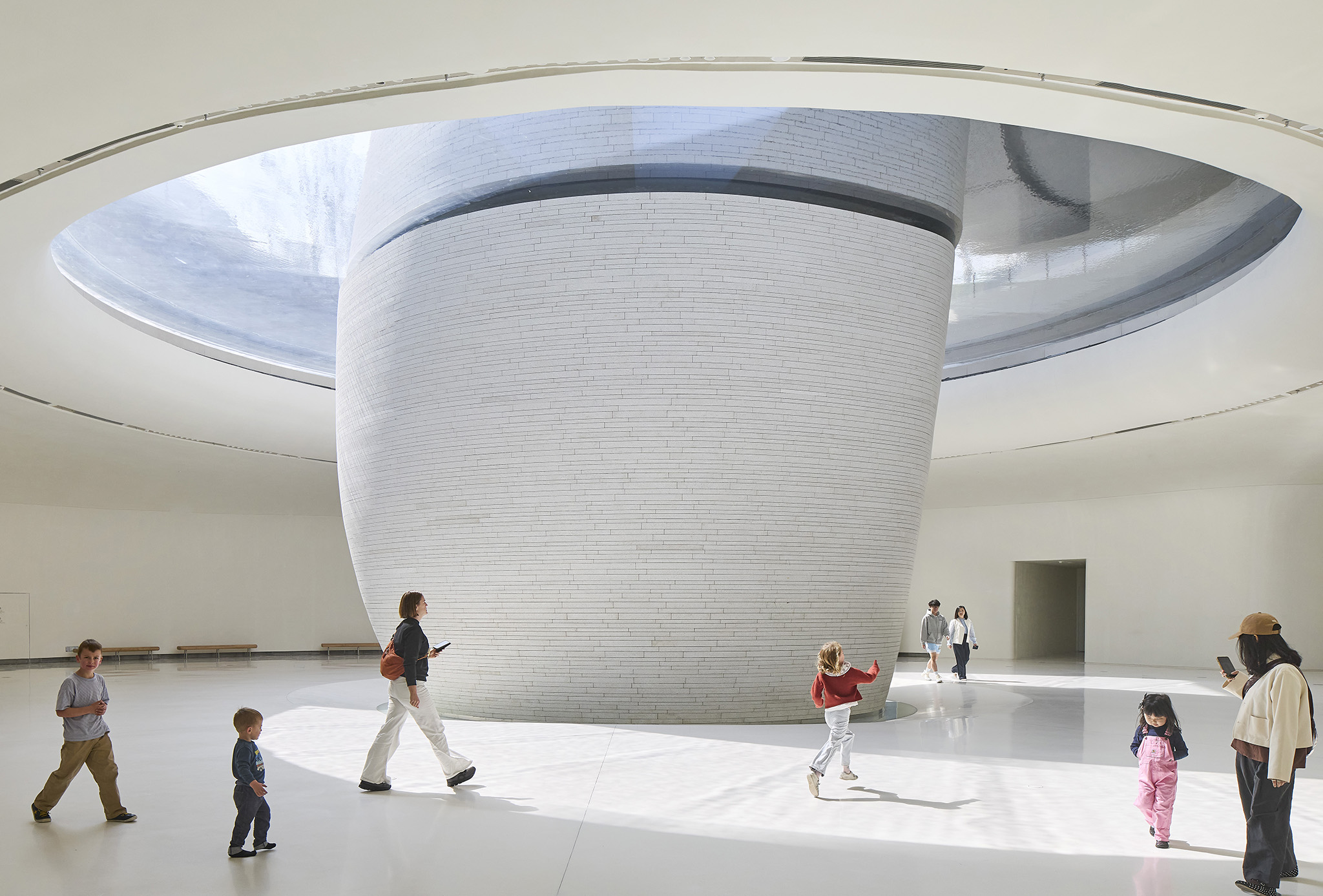 Plaza Cultural de la Bahía de Shenzhen por MAD. Fotografía por Hufton+Crow.
