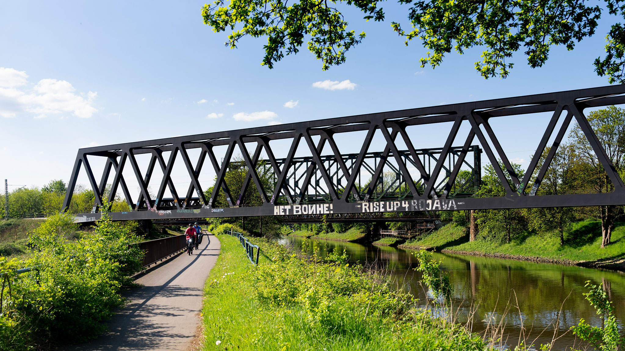 Cycle Route near Duisburg. Photograph by Dirk Rose