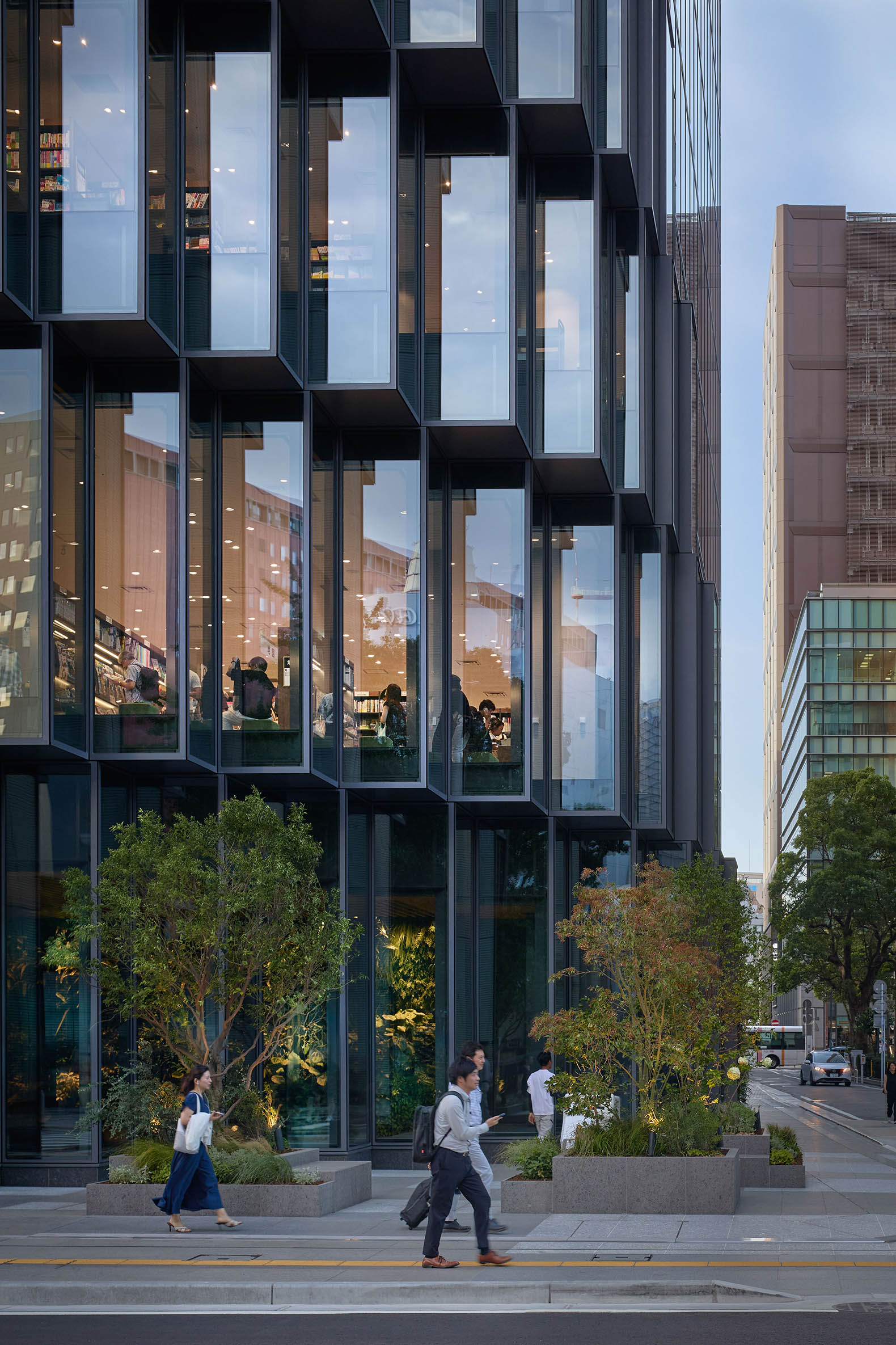 Tenjin Business Center II by OMA. Photograph by Tomoyuki Kusunose.