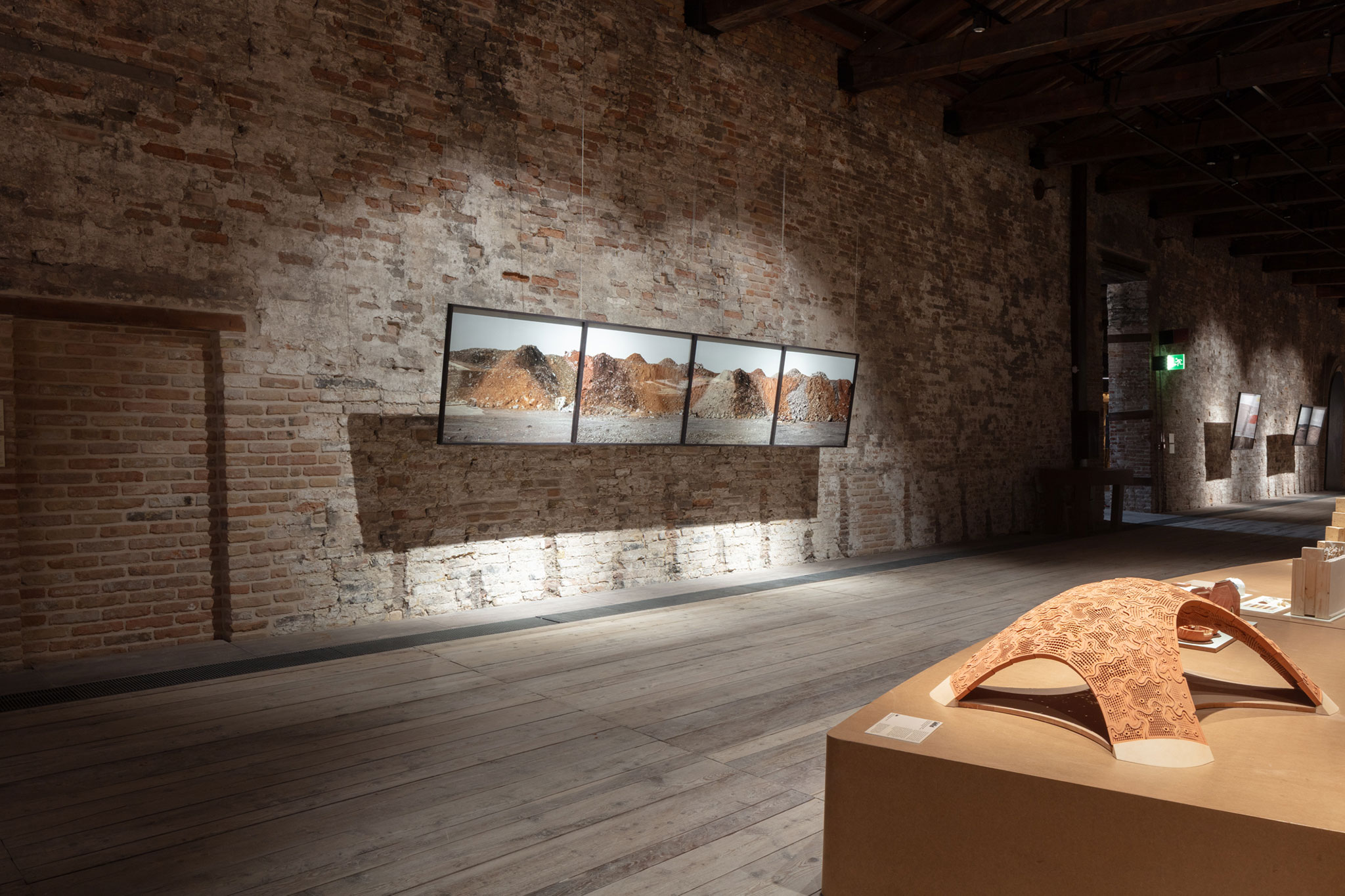 Pabellón de Turquía. Grounded. XIX Exposición Internacional de Arquitectura de La Biennale di Venezia. Fotografía por Luca Capuano. Cortesía de La Biennale di Venezia.