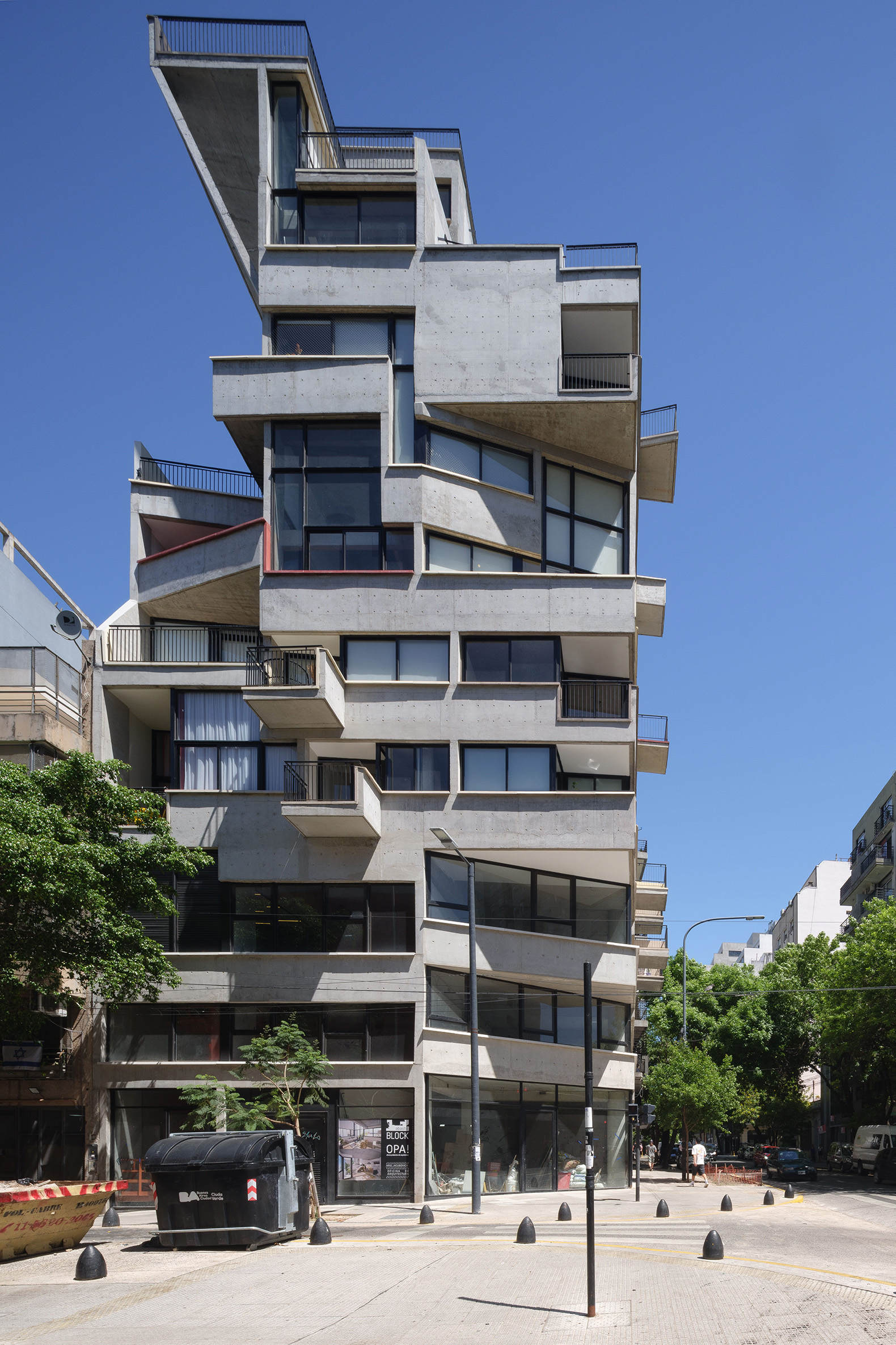 Edificio BLOCK por Ariel Jacubovich Oficina de Arquitectura. Fotografía por Javier Agustín Rojas.
