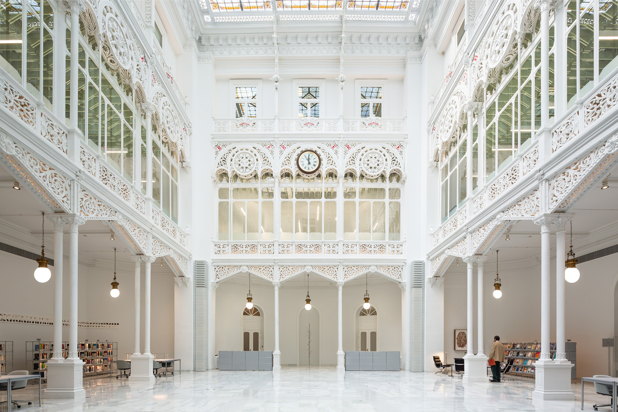 Biblioteca. Fotografía por Luis Asín. Cortesía por El Banco de España