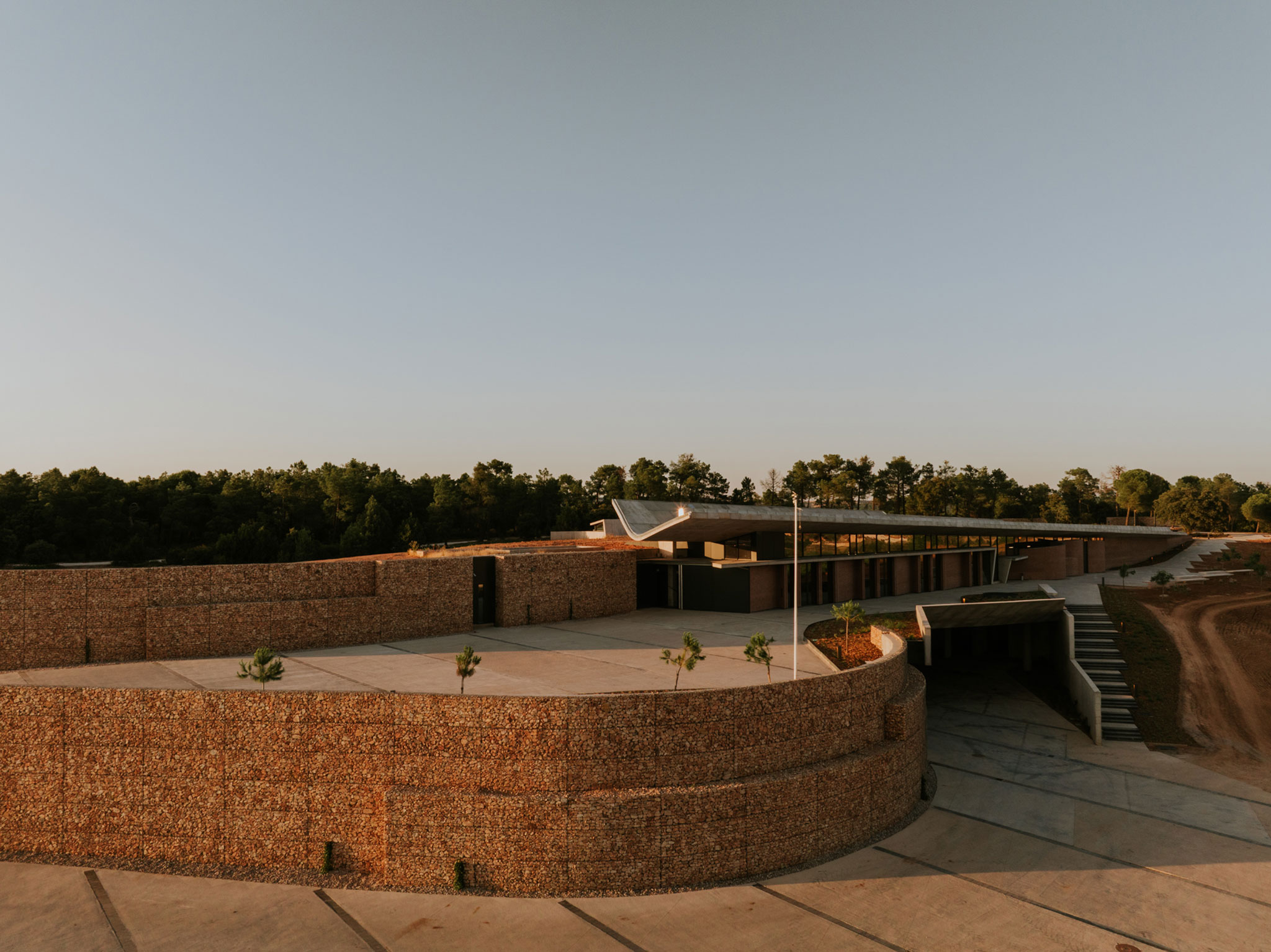 Bodegas La Horra by Carme Pinós. Photograph by La Cueva Estudio.