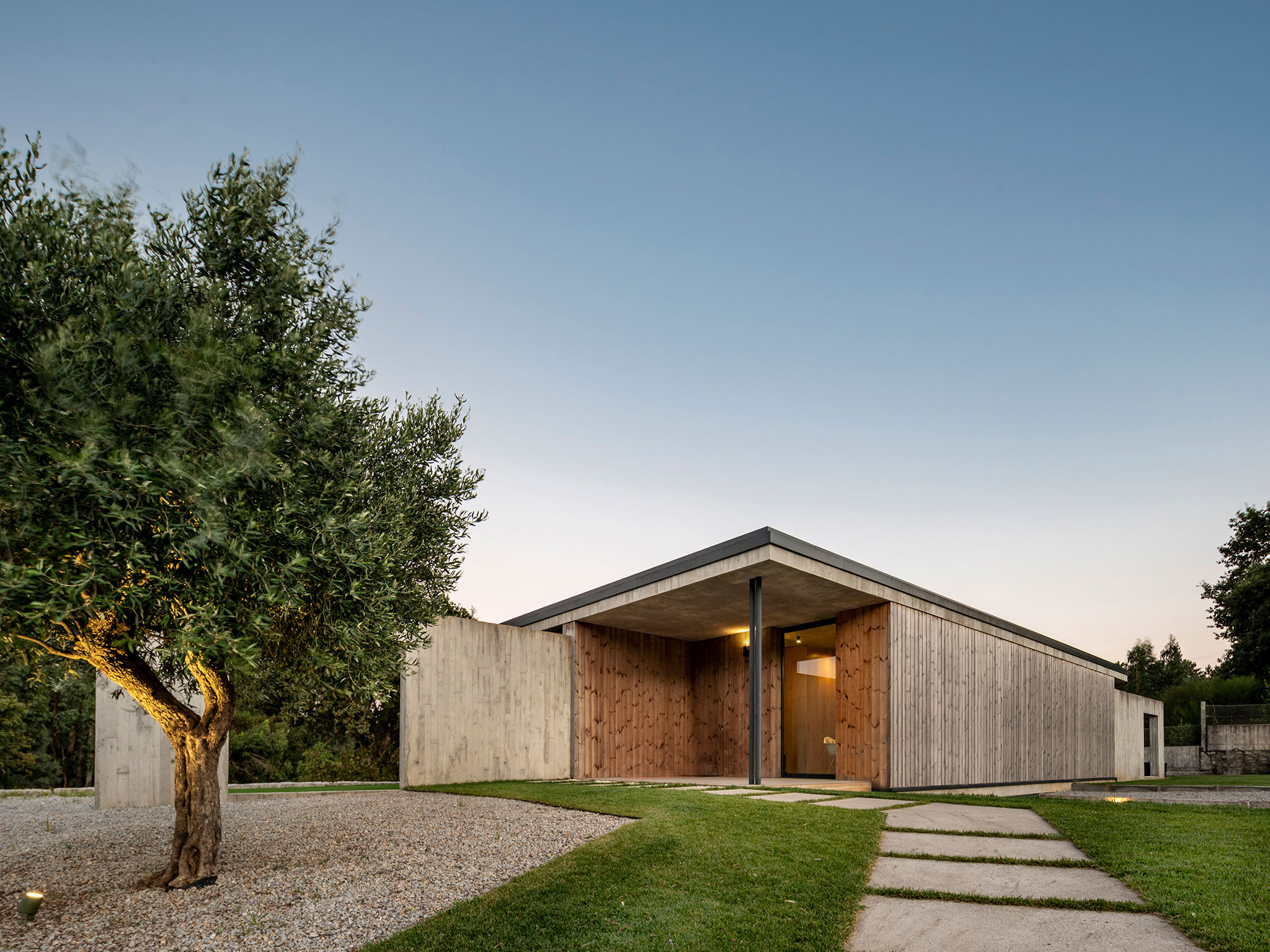Saiar House by Castroferro Arquitectura. Photograph by Héctor Santos-Díez.