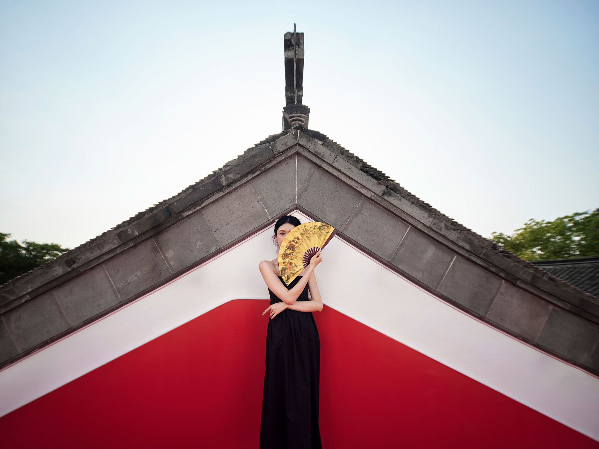 Gran cangrejo rojo por Dayi Design. Fotografía de Cong Lin