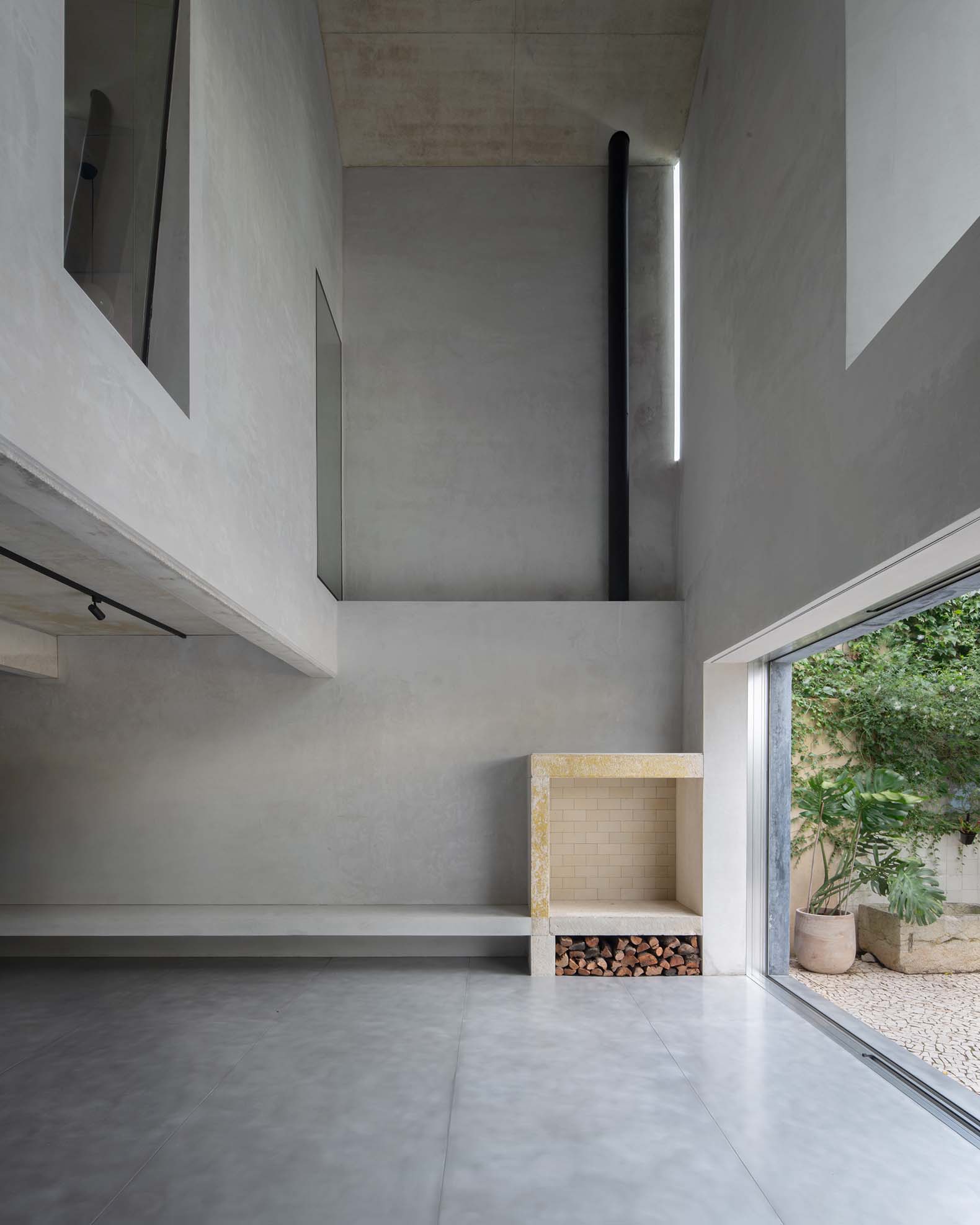 Blue house by extrastudio. Photograph by Mikael Olsson