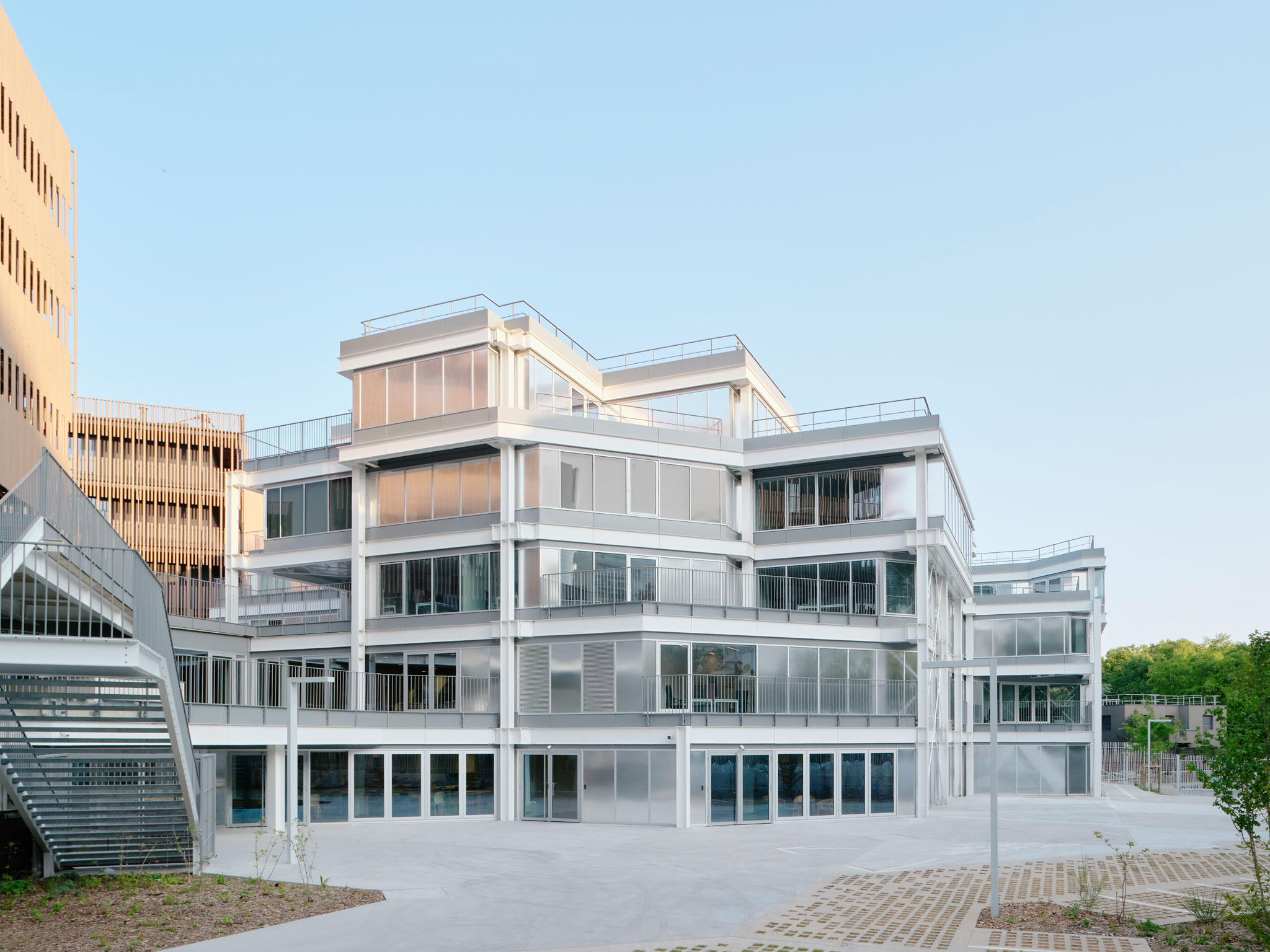 Campus du Parc by It's architecture. Photograph by Francesca Iove.