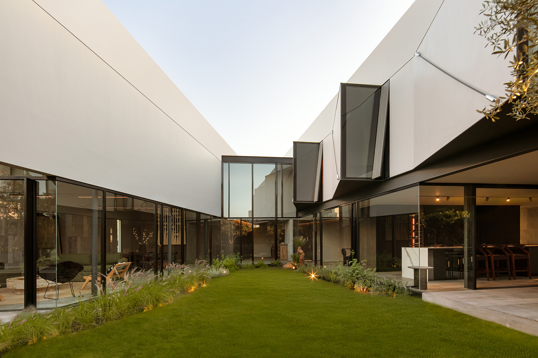 Casa Río por LABarq. Fotografía por Ariadna Polo.