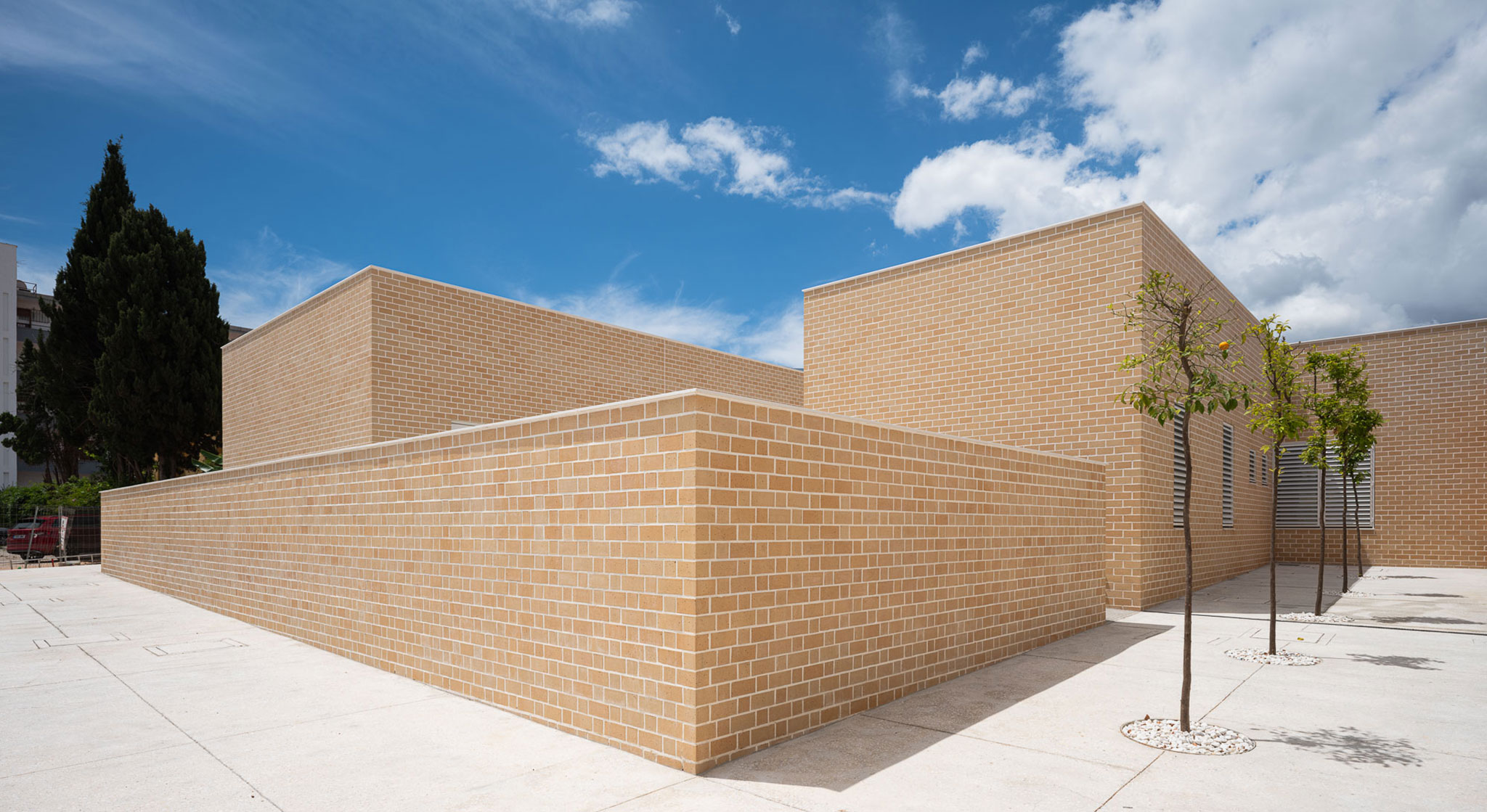 Extension of the Health Centre in La Carihuela by marinauno. Photograph by Fernando Alda