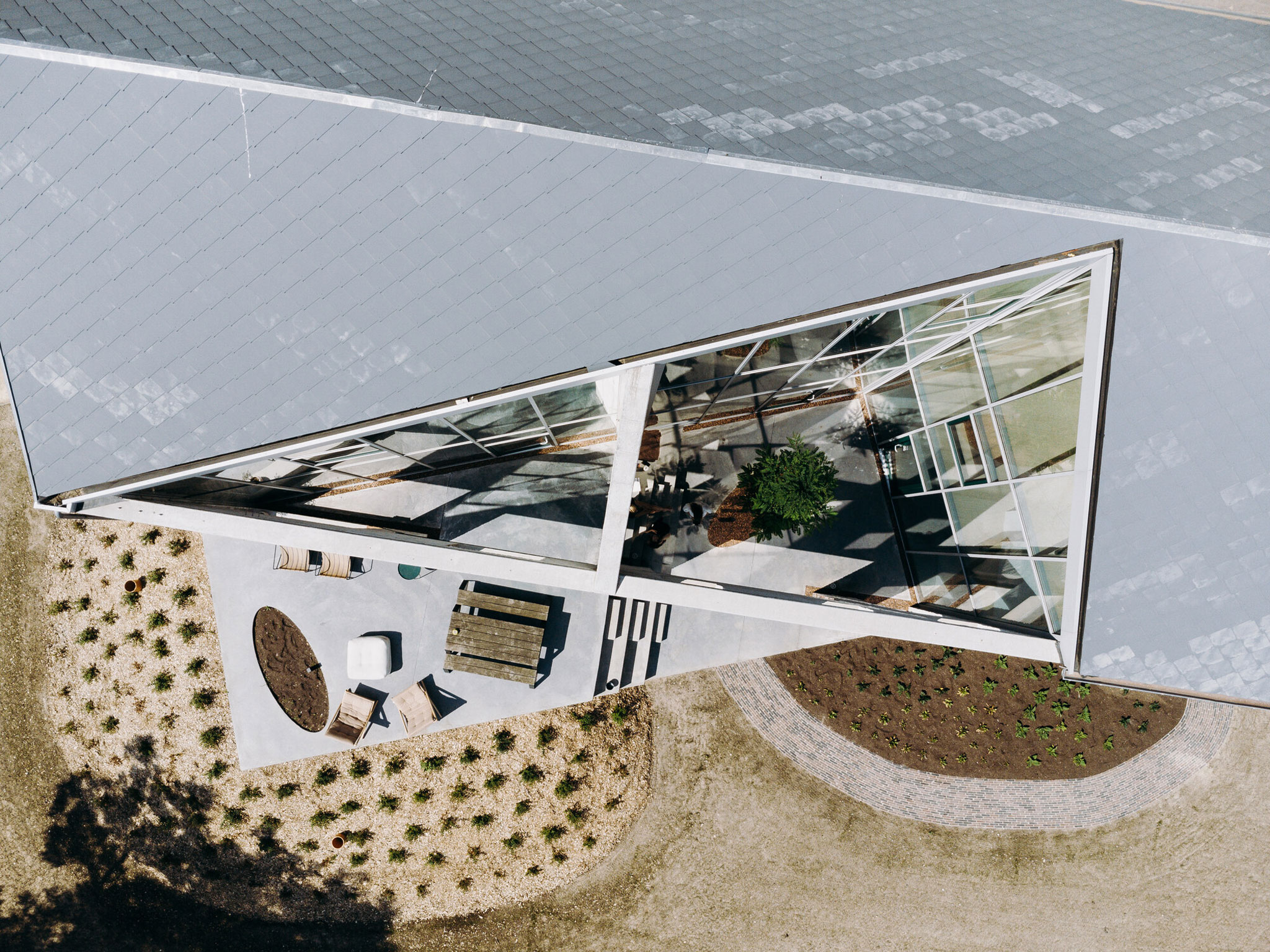 Lyco house by OYO Architects. Photograph by Karen Van der Biest