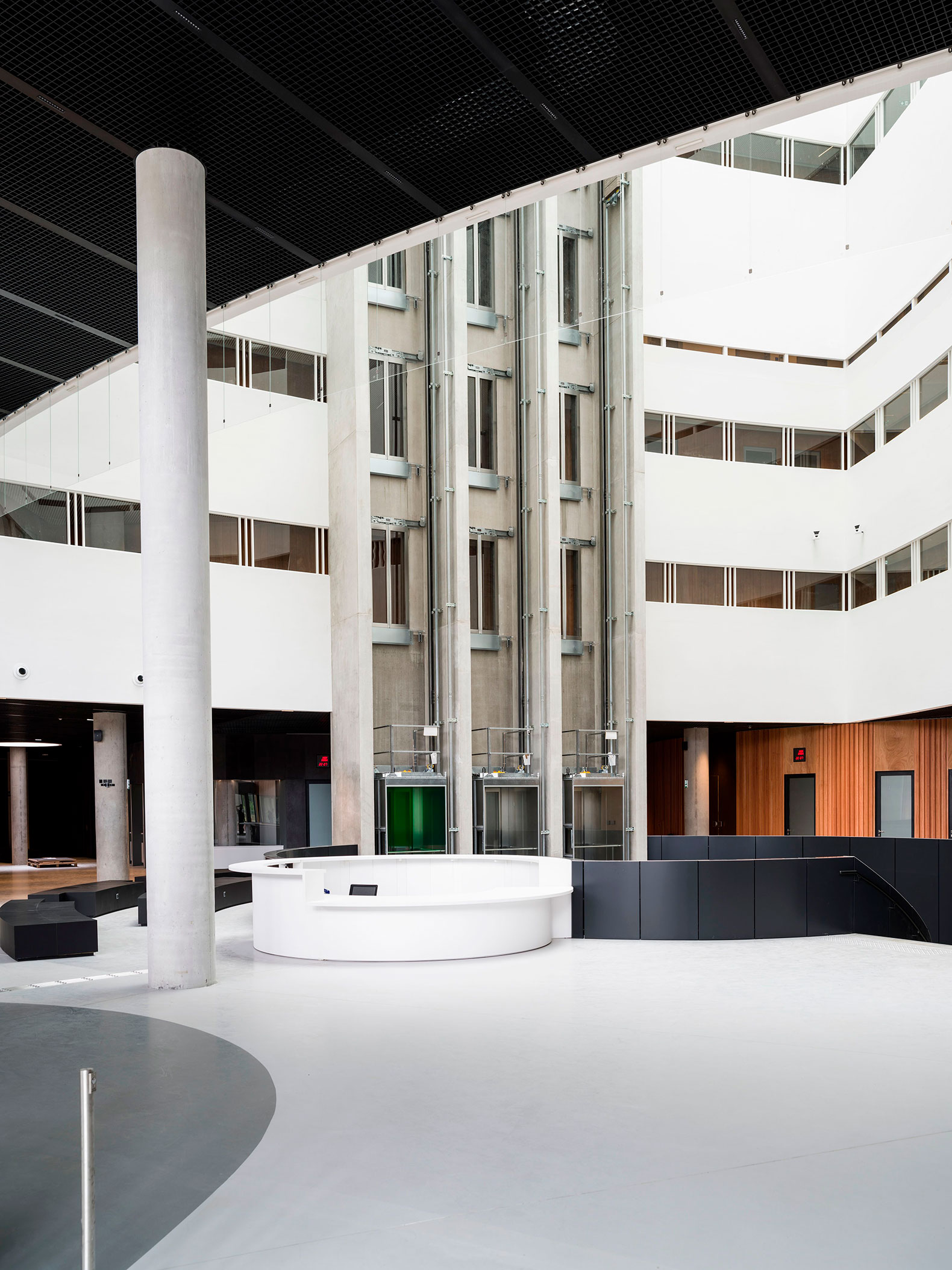 Palais de Justice de Lille by OMA. Photograph by François-Xavier Gbré, courtesy of OMA.