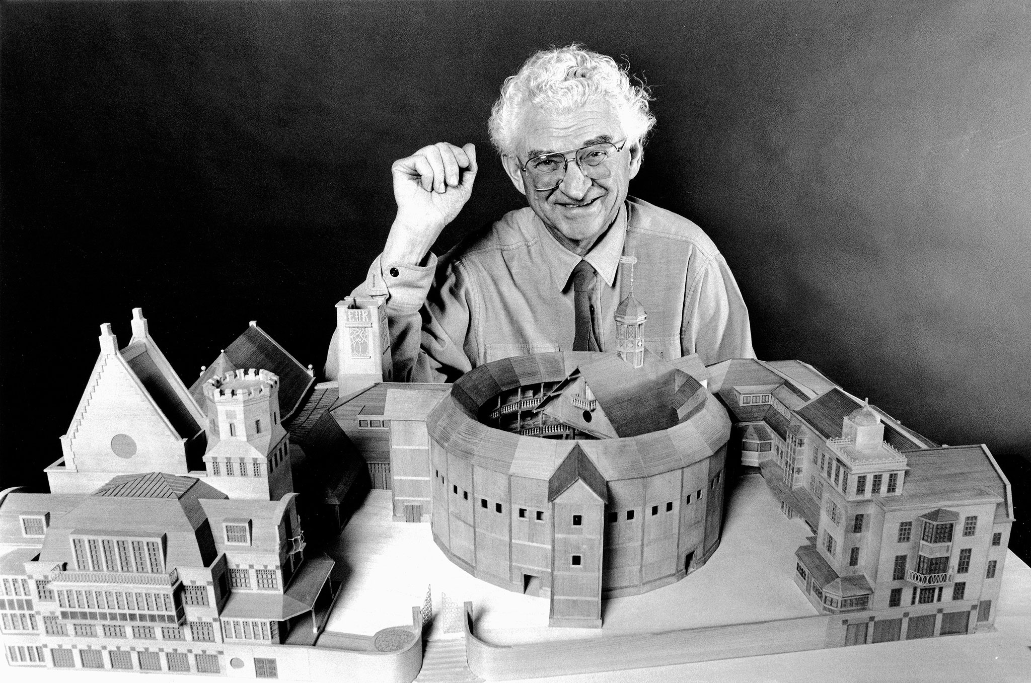 Theo Crosby. "Theo Crosby: 100 Lives". Image courtesy by Pentagram’s Osh Gallery.