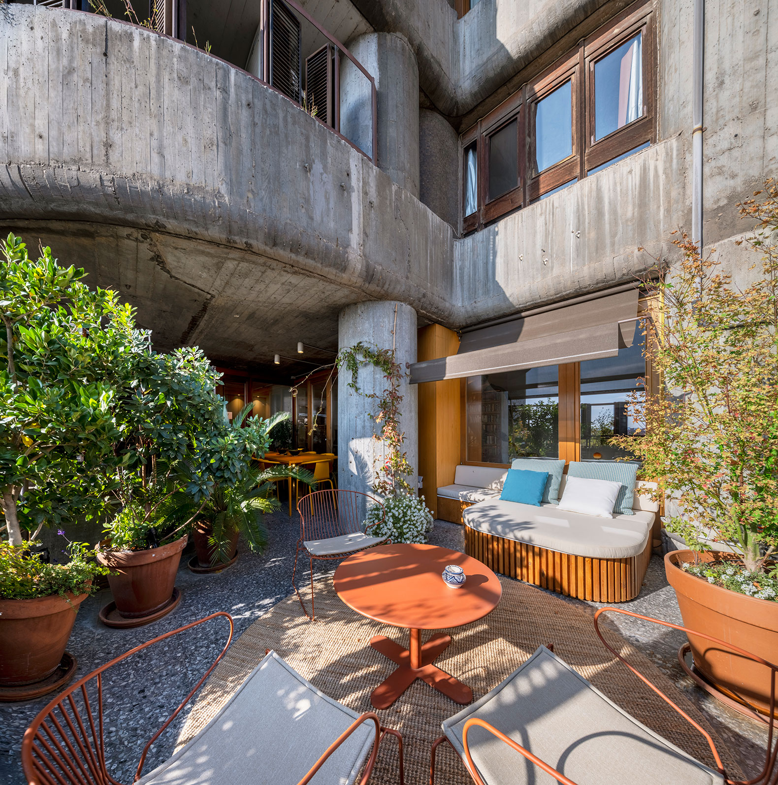 Renovation in "Torres Blancas" by CSO. Photograph by David Frutos.