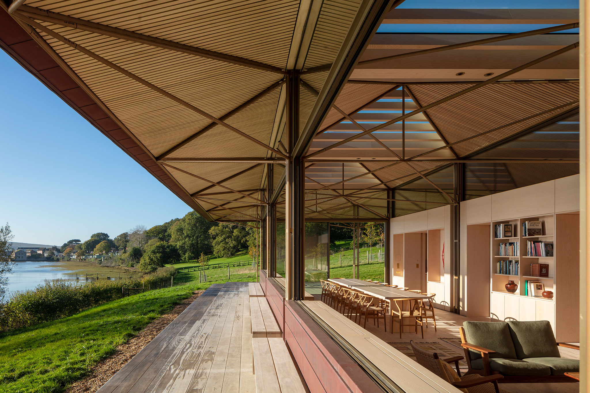 «Saltmarsh» por Niall McLaughlin. Fotografía por Nick Kane.