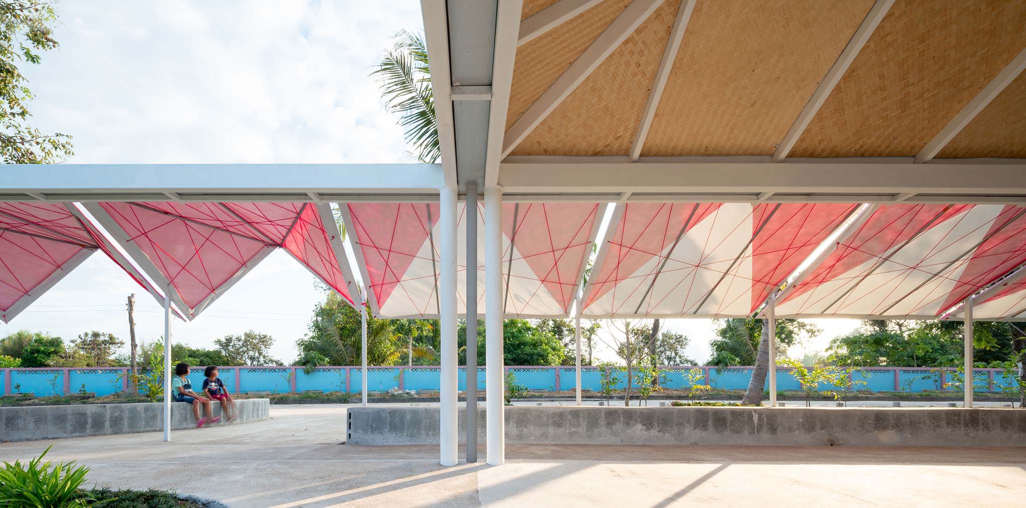Bang Nong Saeng Kindergarten by Sarquella Torres Architects. Photograph by Beer Singnoi.