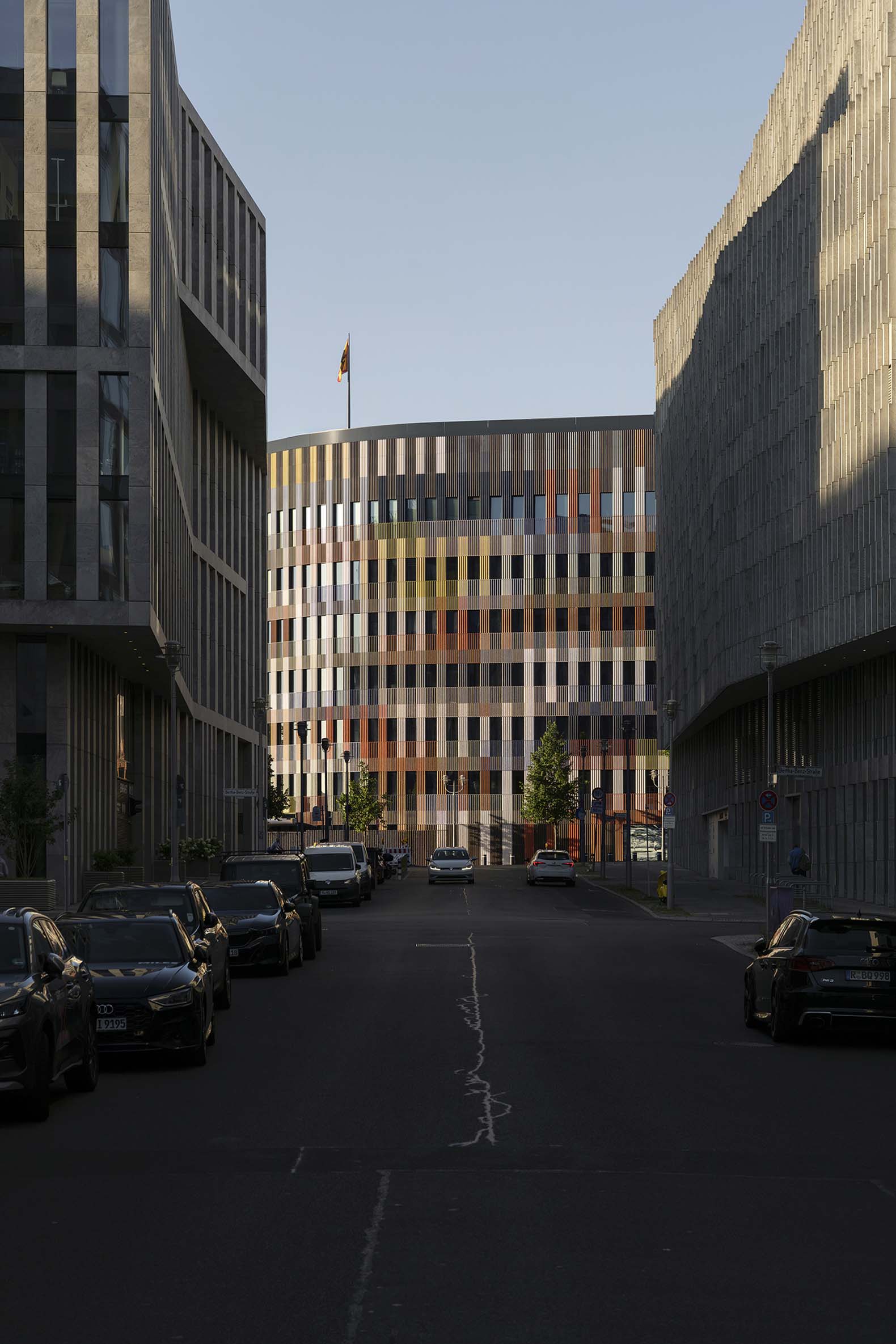 Office Building for Federal Authorities at the Spreebogen by Sauerbruch Hutton. Photograph by Jan Bitter.