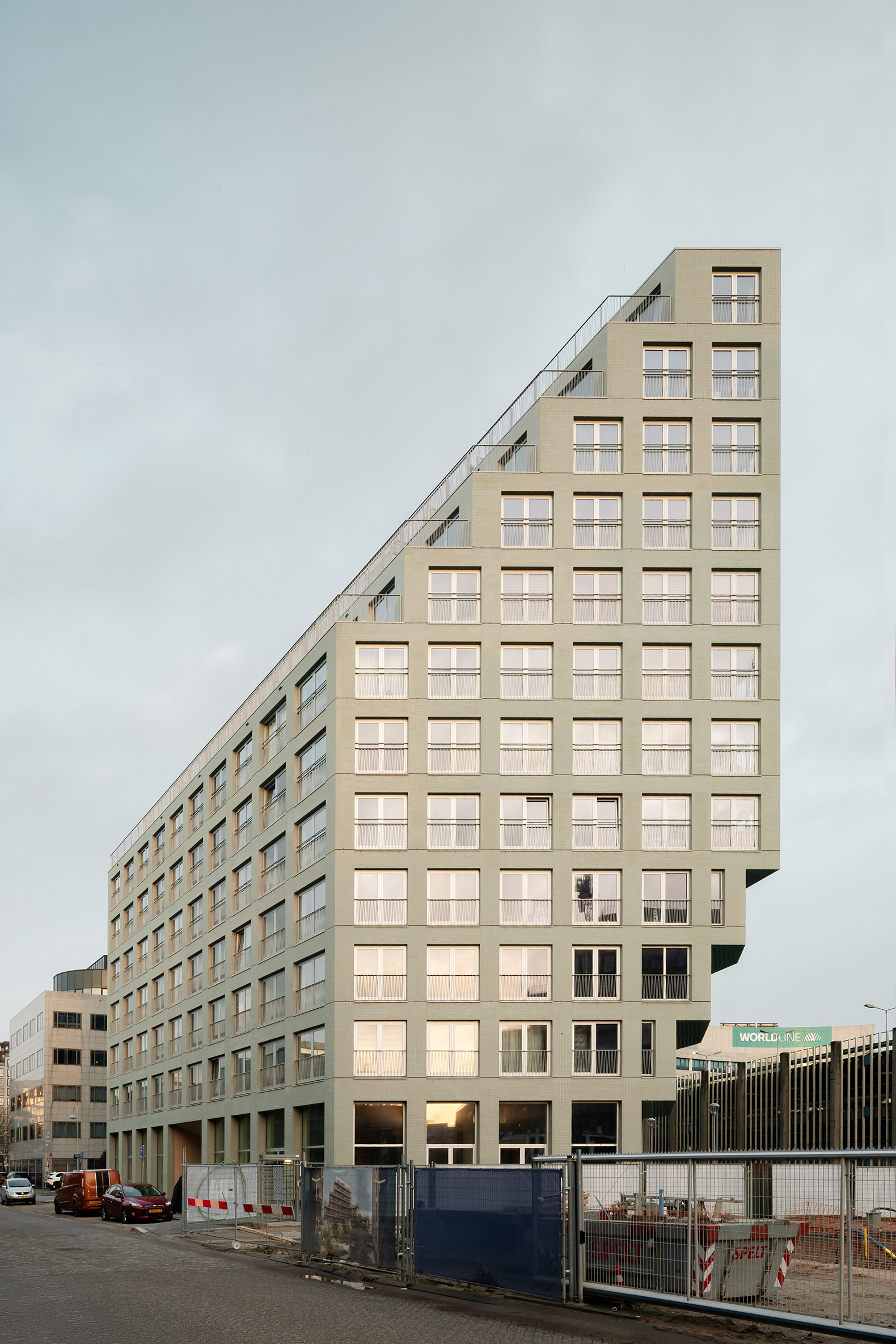 «Octavia Hill» por Studioninedots. Fotografía por Sebastian van Damme.