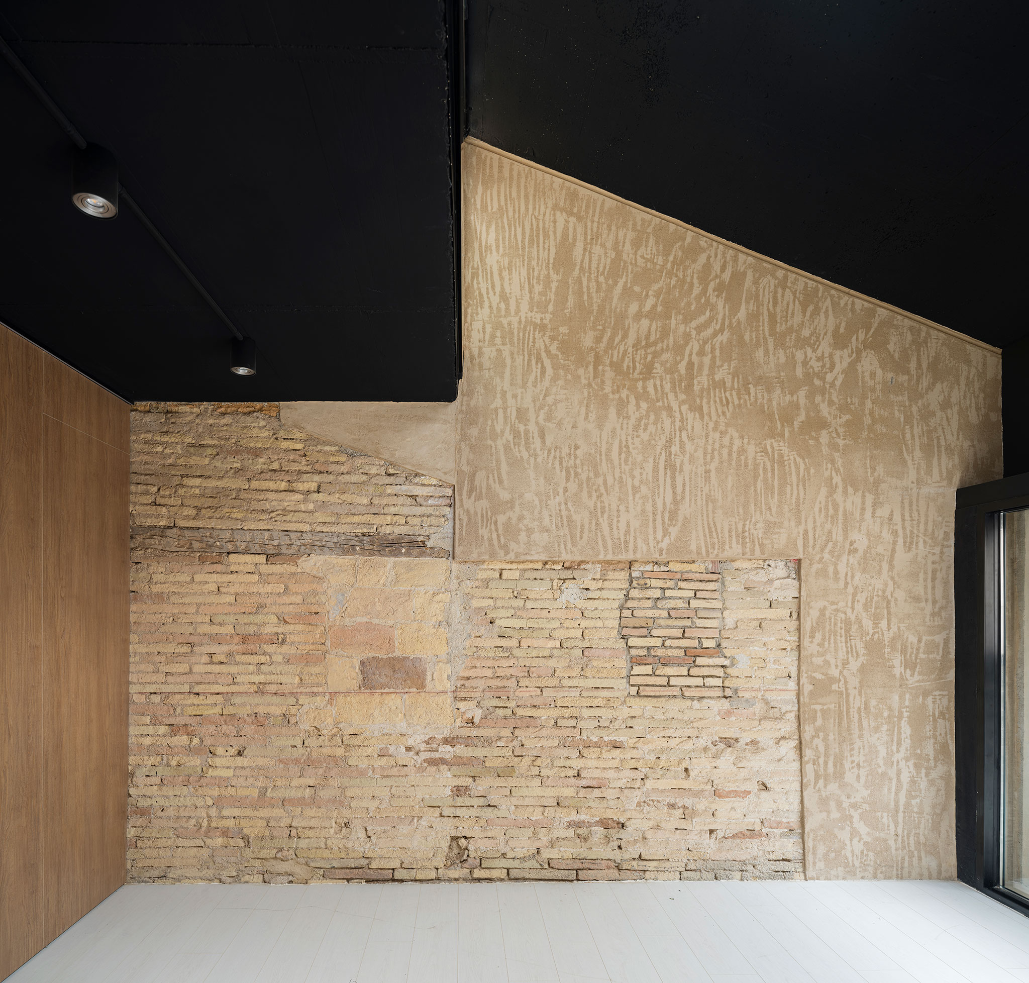 Sustitución de 4 viviendas por Josean Ruiz Esquíroz. Fotografía por Imagen Subliminal.