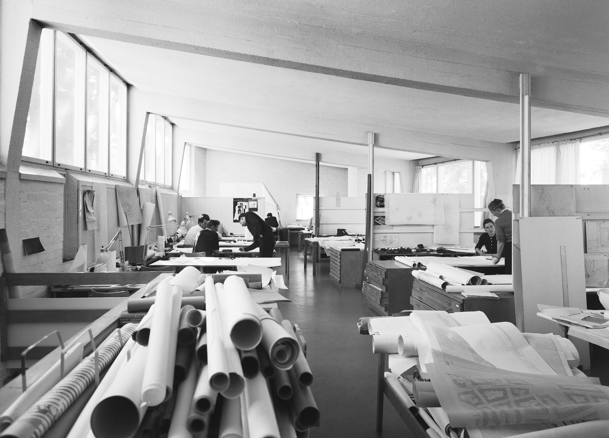 Studio Aalto, 1954–55, 1962–63. Drawing Hall in 1950 ́s. Photograph by Heikki Havas. Courtesy of the Alvar Aalto Foundation.