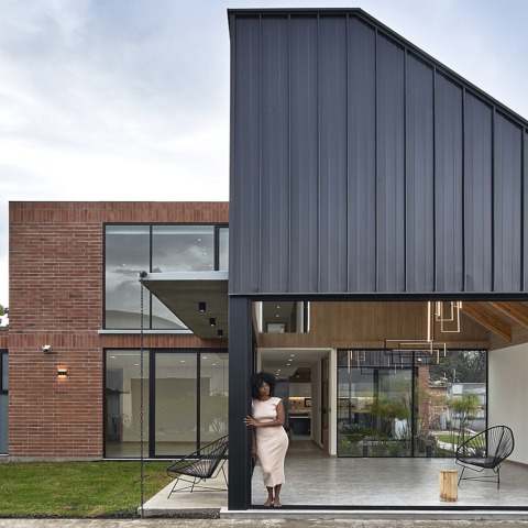 Like a chessboard. House Between Gardens by TEC Taller EC | METALOCUS