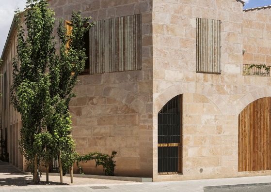 Salvador Espiru 39, 8 Social Housing Units – Palma, Mallorca, 2018-2021. Photo courtesy of El Croquis, Photography by Jesús Granada