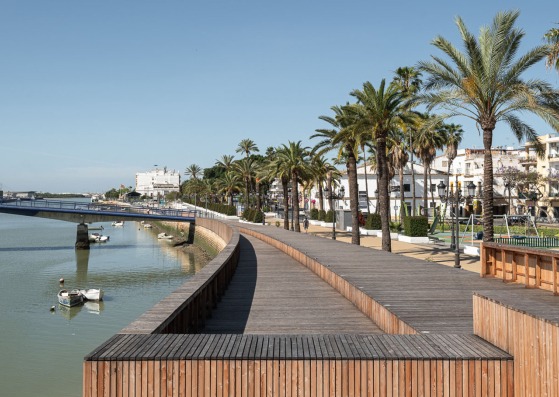 Renovation of the Guadalete riverside promenade by Estudio ACTA. Photograph by Fernando Alda