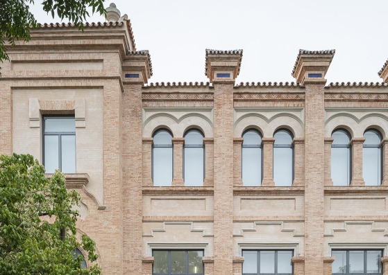 Rehabilitación del Instituto La Rábida por Francisco Marqués Vilaplana y Luis Rubio Marín. Fotografía por Fernando Alda