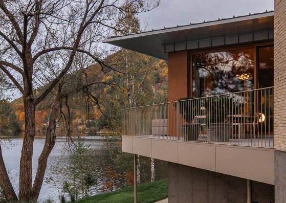 Palissade by _naturehumaine. Photograph by Raphaël Thibodeau