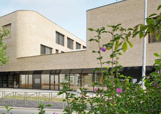 Bondy by Gaëtan Le Penhuel & Associés. Photograph by Takuji Shimura