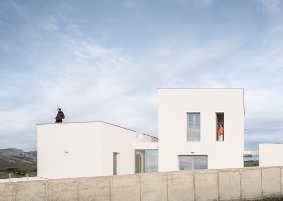 Casa Acordeón por FORarquitectura. Fotografía por Juanca Lagares