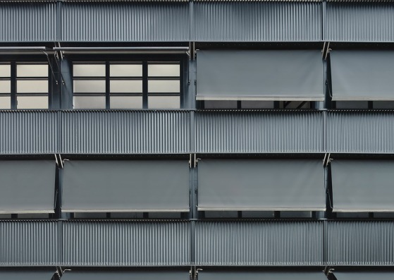 Viviendas Sociales Industrializadas por Vivas Arquitectos y EXE Arquitectura. Fotografía por José Hevia