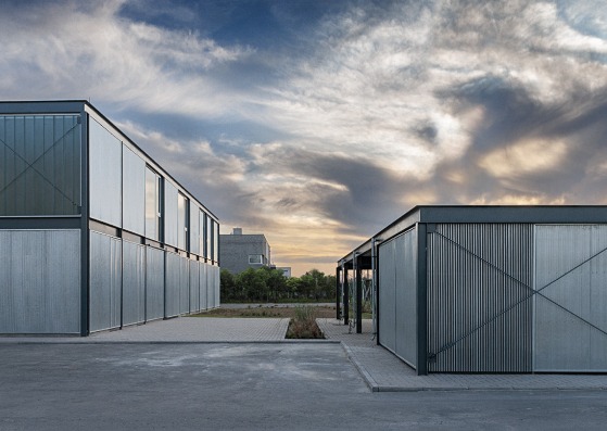 Masterplan, Oficinas y Espacio de Actividades Múltiples (EAM) por Estudio qo + TAF. Fotografía por Paraná Estudio