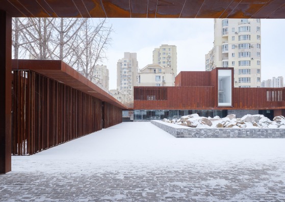The Yard, Dalian Cultural Center by Neri&Hu. Photograph by Zhu Runzi
