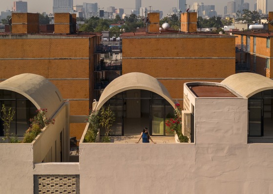 Mariano Azuela 194 by Bloqe Arquitectura. Photograph by Pavelin