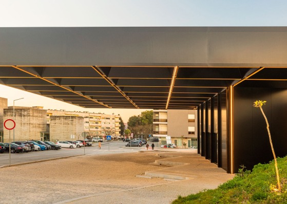 Centro Intermodal de Lousada por Spaceworkers. Fotografía por Fernando Guerra | FG+SG