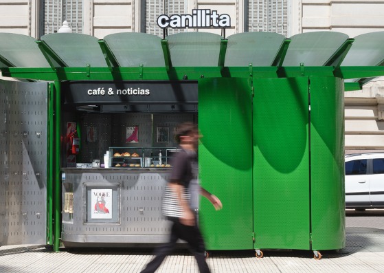 «Canillita» por Bioma. Fotografía por Javier Agustín Rojas