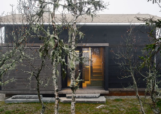 "Cabin 3PR - Tre │ på │ rad" by R21 Arkitekter. Photograph by Ruben Ratkusic