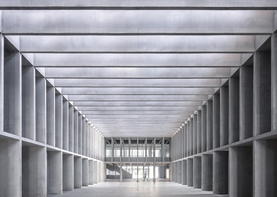 Tourism Faculty by Vaillo +Architects. Photograph by Rubén Pérez Bescós